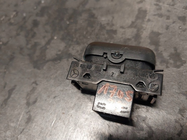 фото №11, Кнопка / вимикач датчик паркування pdc mercedes-benz w208 2108211451