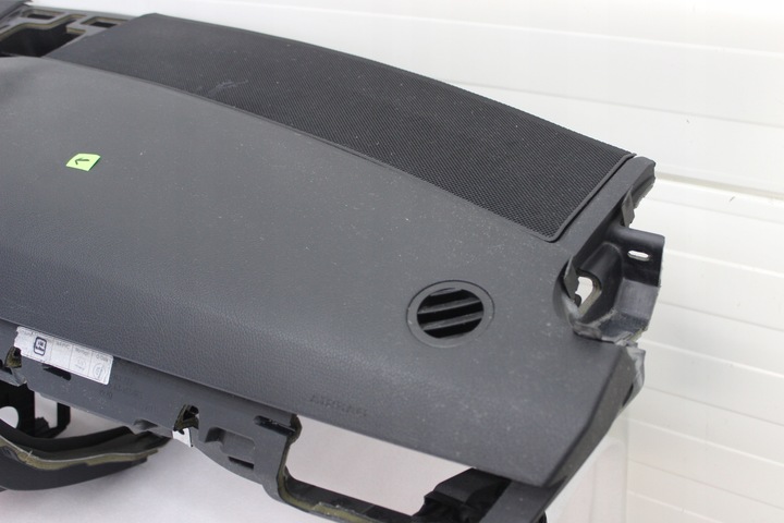 фото №9, Mercedes e w212 рестайлінг панель роздавальна капот 9h20