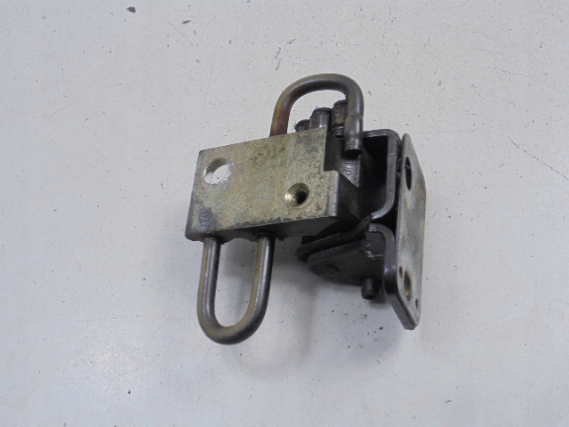 фото №2, Skoda superb i 3u4 петля двері перед лівий нижній