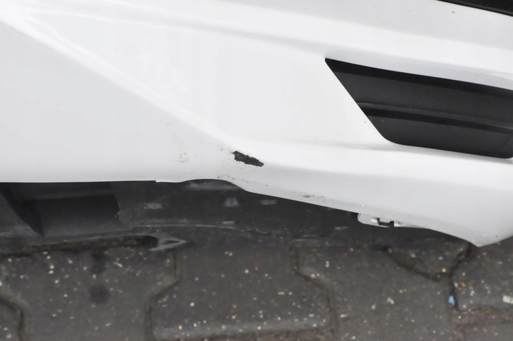 фото №8, Volvo xc60 ii r-design 17-21 бампер перед переднє 6 x pdc 707