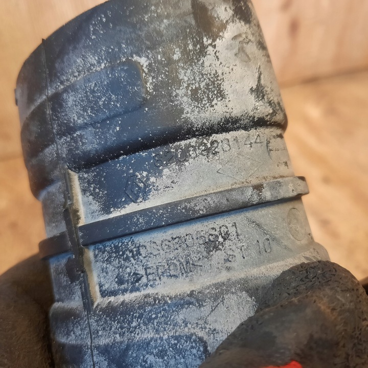 фото №8, Renault megane iii бензин труба повітря 1032198s01