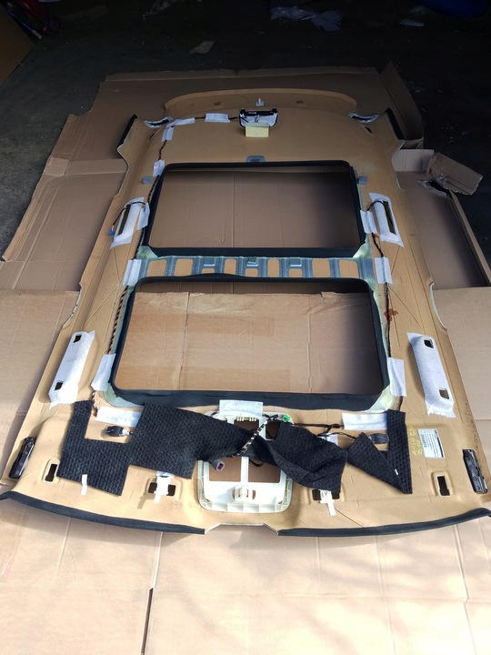 фото №6, Потолок автомобиля потолок обивка mercedes gle w166