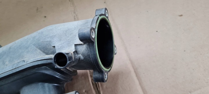 фото №15, Maserati quattroporte vi колектор впускний  повітря 3.8 v8 285819