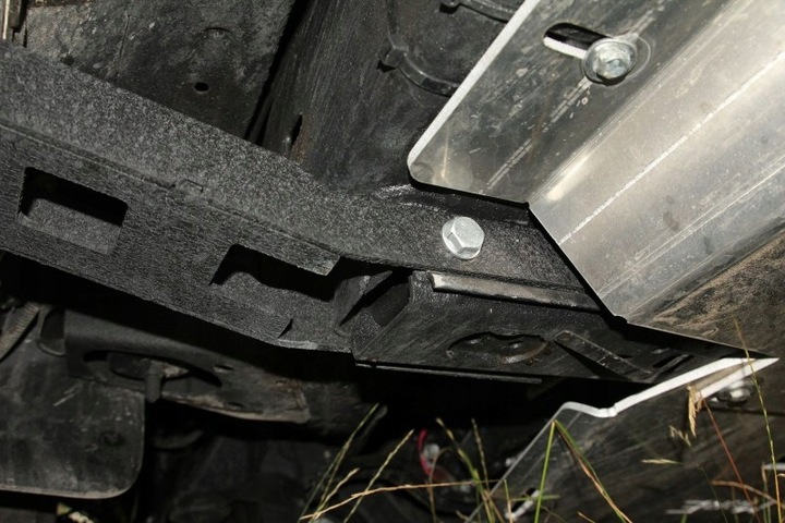 фото №8, Стальные пороги боковые toyota hilux revo 2020+ more 4x4