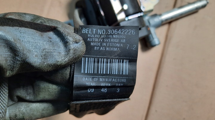 фото №3, Pas безопасности левый зад задний volvo c30 06-12