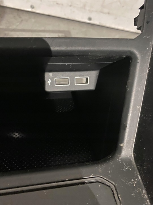 фото №5, Vw polo 2g туннель средний usb 2g1857925b