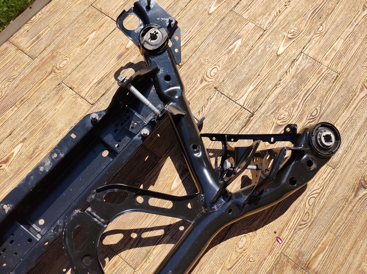 фото №5, Volvo v60 18r- візок підрамник зад