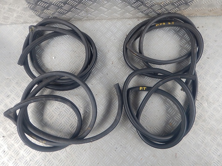 фото №1, Mazda 6 gg gy mps sedan прокладка дверь перед зад