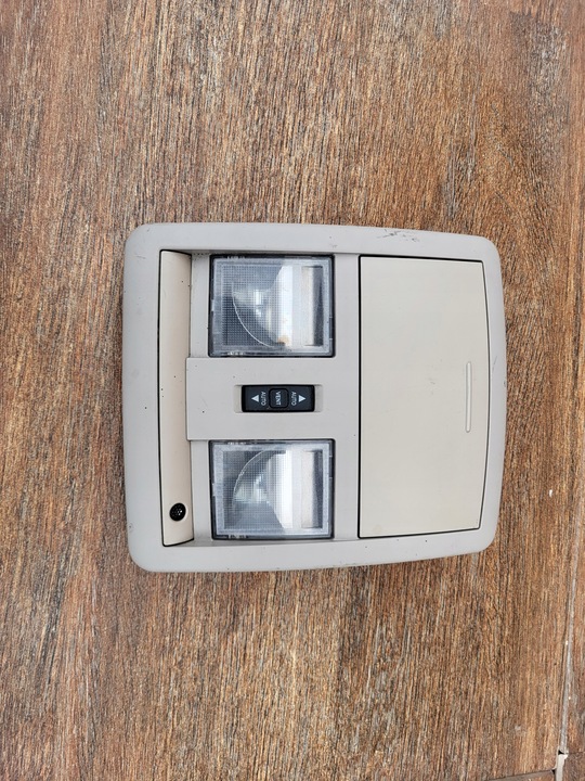 фото №1, Jeep grand cherokee wk 05-10r лампа потолок