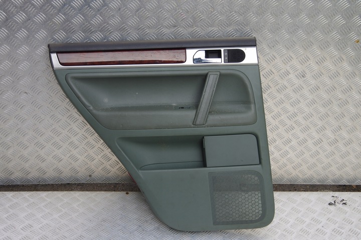 фото №1, Боковина оббивка двері vw touareg 7l6