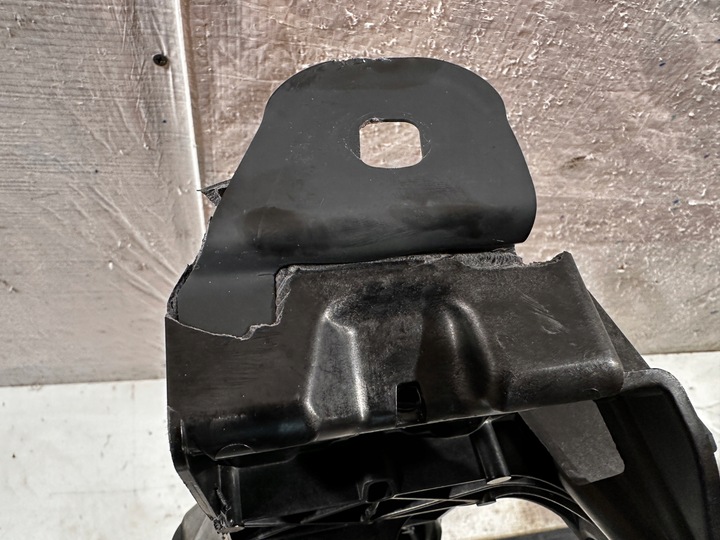 фото №10, Audi e-tron 4ke pas переднє підсилювач балка