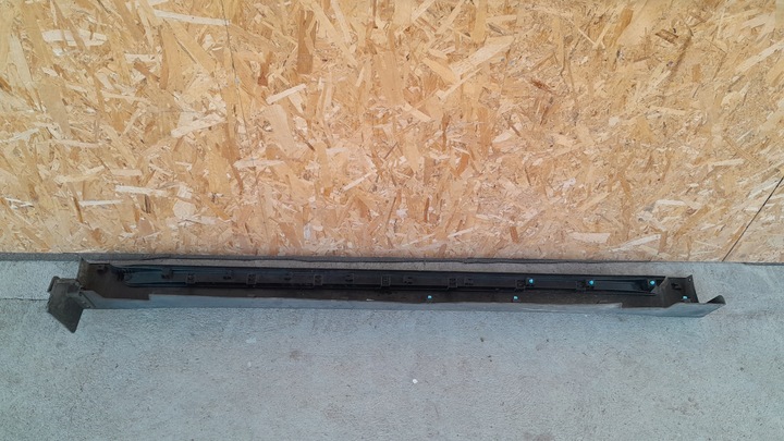 фото №6, Kia оригинальный номер 87753-f1110 планка пороговая