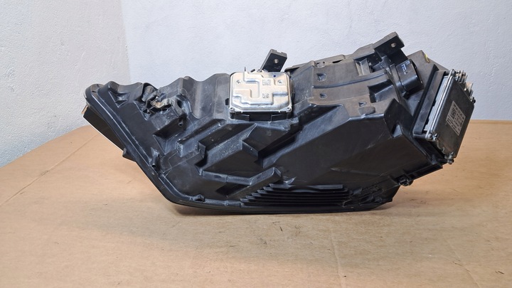 фото №13, Audi a8 d5 4n лампа права перед повний led європа 4n0941034