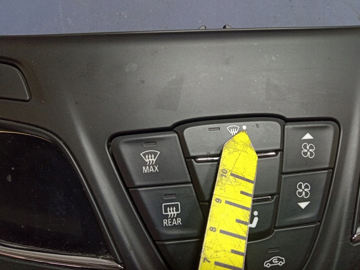 фото №9, Opel insignia a рестайлінг панель перемикач кондиціонера 26202377