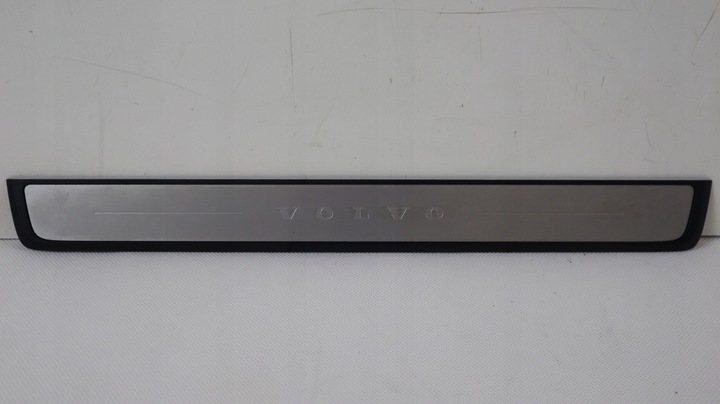 фото №1, Volvo xc40 планка накладка порога перед 32289844
