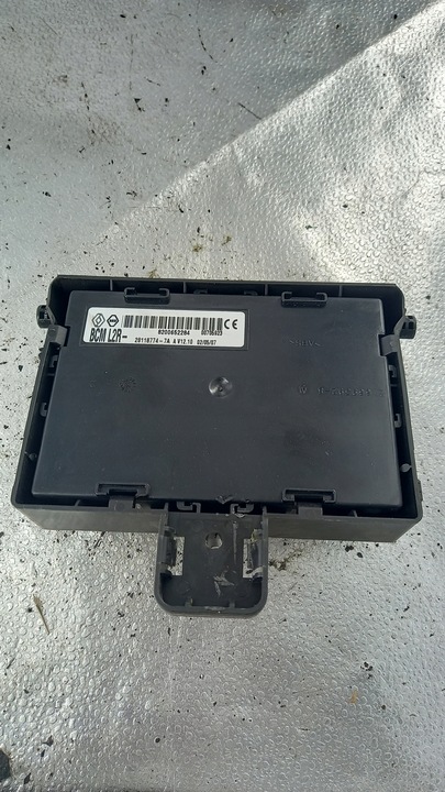 фото №1, Коробка предохранителей renault clio 1.2b iii 07r