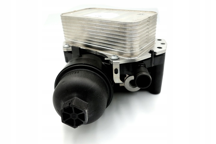 фото №3, Qashqai trafic iii talento vivaro b 1.6 dci cdti радіаторів масла оригінал