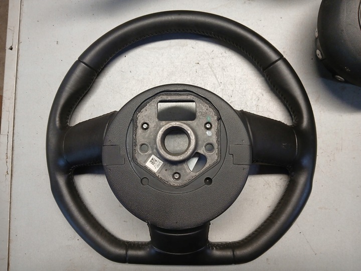 фото №8, Руль кожа срезанная audi tt 8j a3 8p рестайлинг s-line 8j0419091 bez подушки