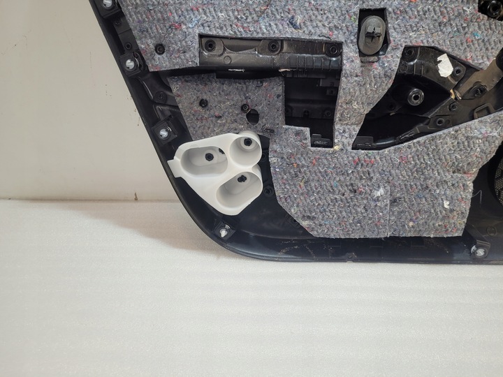 фото №10, Megane iv gt оббивка двері праві перед led