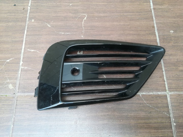 фото №1, Решітка бампера перед права volvo ii xc60 17-21 r-design