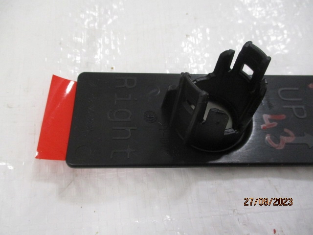 фото №8, Citroen c3 iii крепление датчик парковка планки бампера левая правая