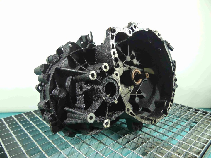 фото №1, Коробка передач коробки передач volvo s40 i v40 1.9 dci