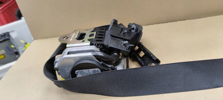 фото №6, Mercedes w211 pas безпеки праві 561014601