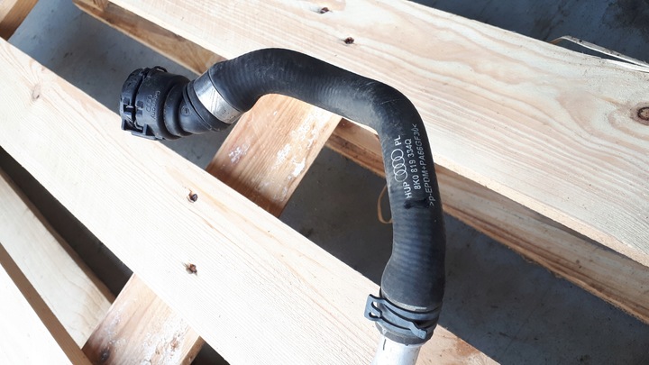 фото №8, A4 b8 рестайлинг шланг трубка воды 3.0 tfsi s5 sq5