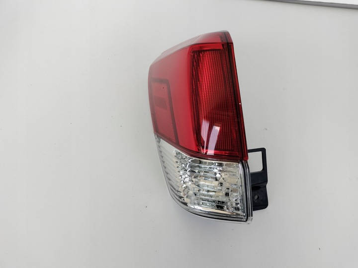 фото №1, Лампа левая задняя subaru forester 18- led