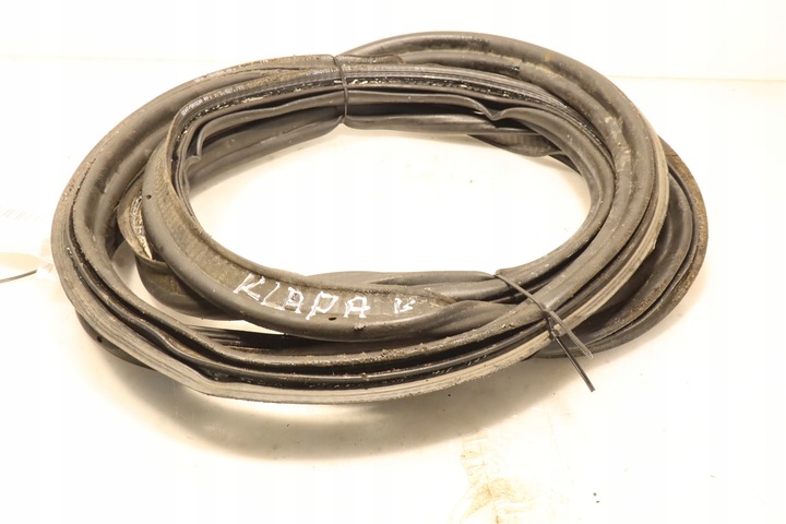 фото №6, Прокладка кришки багажника seat ateca