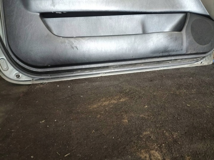 фото №10, Двері комплектні лівий перед 3d toyota corolla e12 1c3
