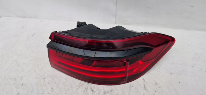 фото №2, Audi a8 d5 4n oled matrix лампа зад задняя правая