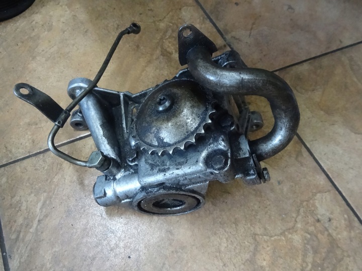 фото №5, Audi a6 c5 2.5 v6 насос масла 059115105