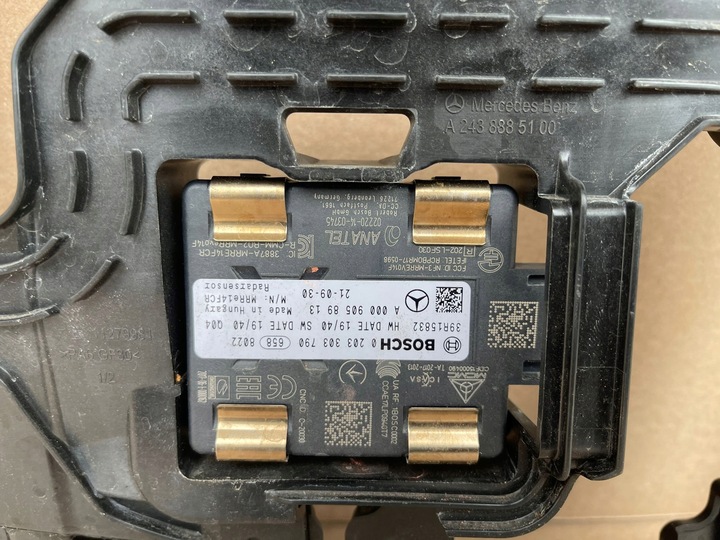 фото №6, Mercedes eqa радар + решётка радиатора усилитель каркас