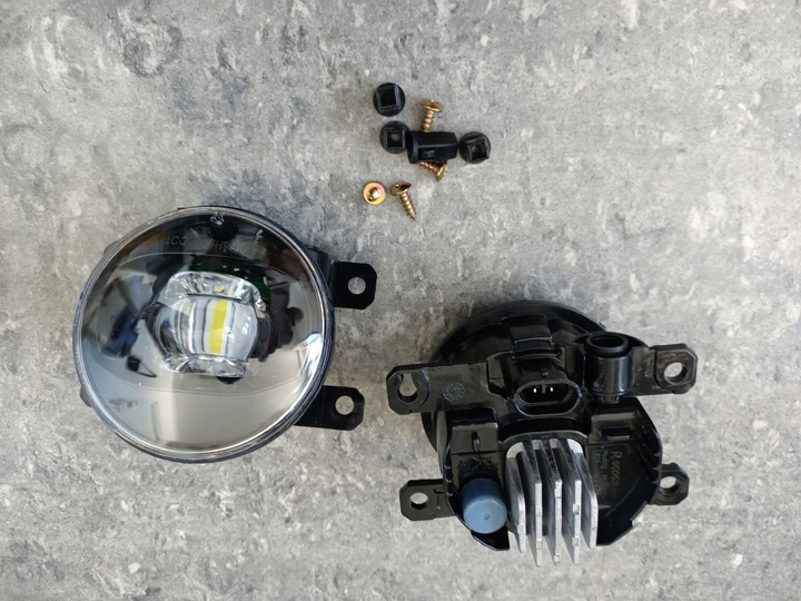 фото №5, Галоген maserati levante 2016-2023 левый + правые перед h11