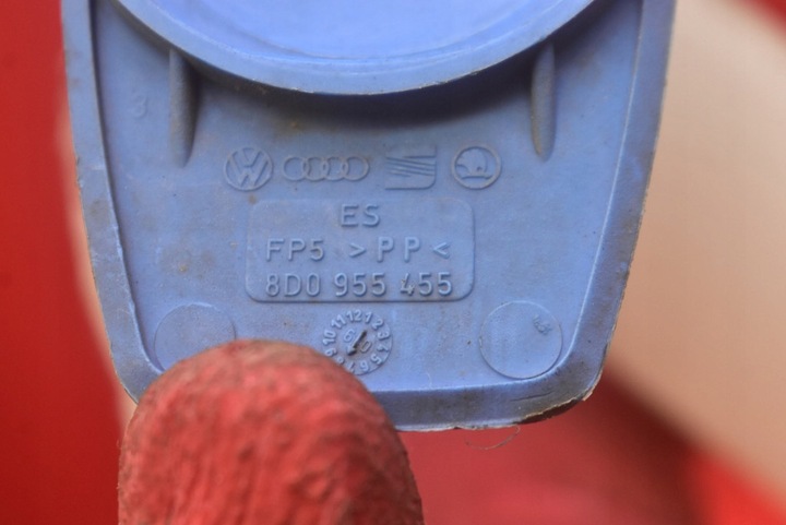 фото №7, Бачок склоомивача 6q0955453n/p skoda roomster 1 i 1.9 tdi 105 km