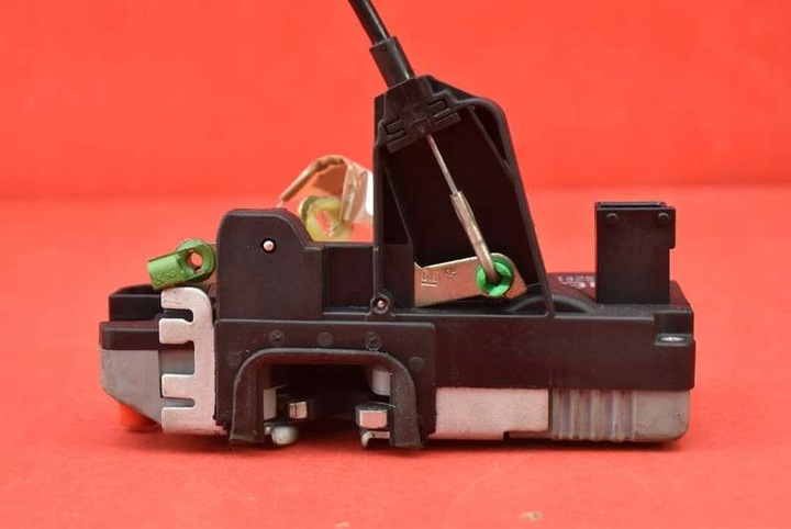 фото №1, Замок дверь правые зад задний 4855201 a6 saab 9-5 95 1 i универсал рестайлинг 05-10