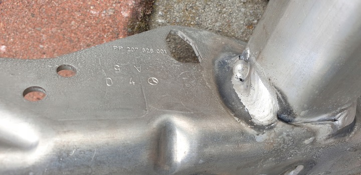 фото №7, Каркас панели распределительной крепление консоли mercedes e купе w207 оригинальный номер европа