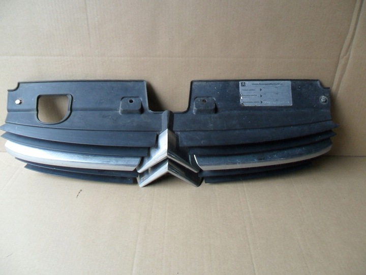 фото №1, Citroen c5 dc 2001 2002 2003 2004 решётка
