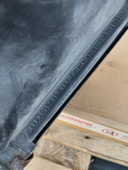 фото №5, Корпус фільтра повітря audi a4 b5 vw passat b5 1.8t 1.8 turbo 058133837e