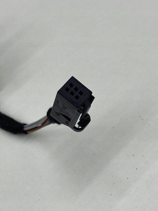 фото №8, Audi volkswagen seat skoda штекер роз'єм з'єднувач + шланг 4d0971636