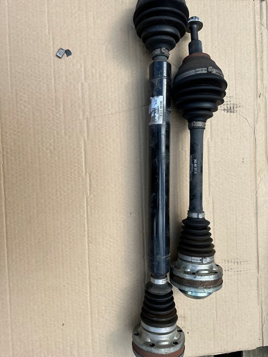 фото №1, Vw caddy 2k5 піввісь перед ліва 2k3407271b