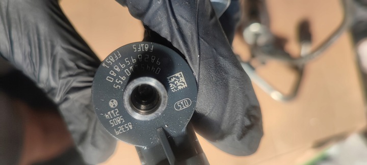 фото №1, Інжектор citroen peugeot 1.5 hdi 0445110955