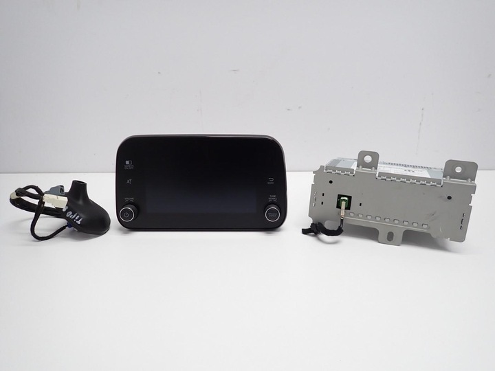 фото №1, Навигация навигация радио дисплей 00521590950 07357187570 fiat tipo ii 21r