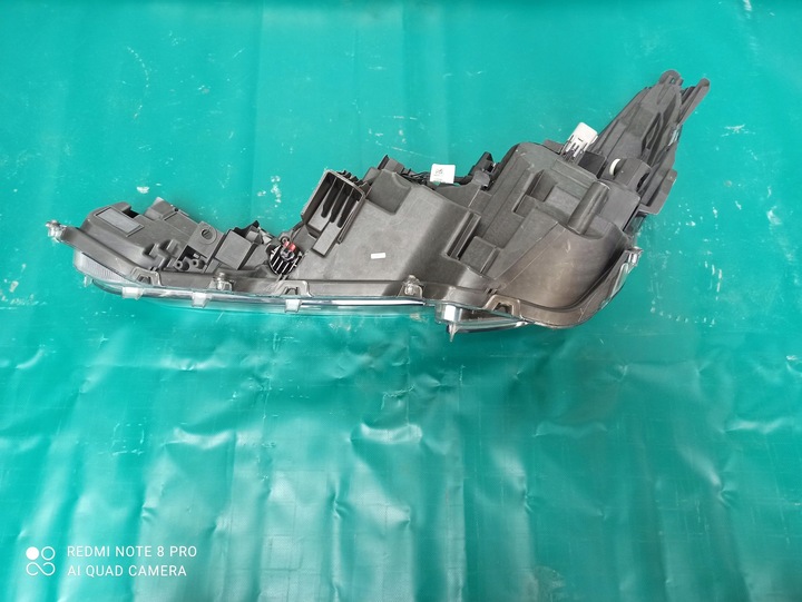 фото №4, Фара повний led rh toyota corolla 81110-02t00