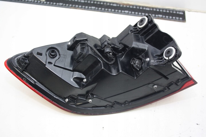 фото №12, Лампа праві зад крила audi a8 d5 s8 4n0945092b