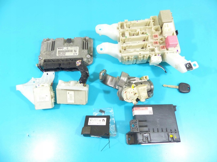 фото №1, Комп'ютер набір toyota auris i 06-09 1.4 vvti