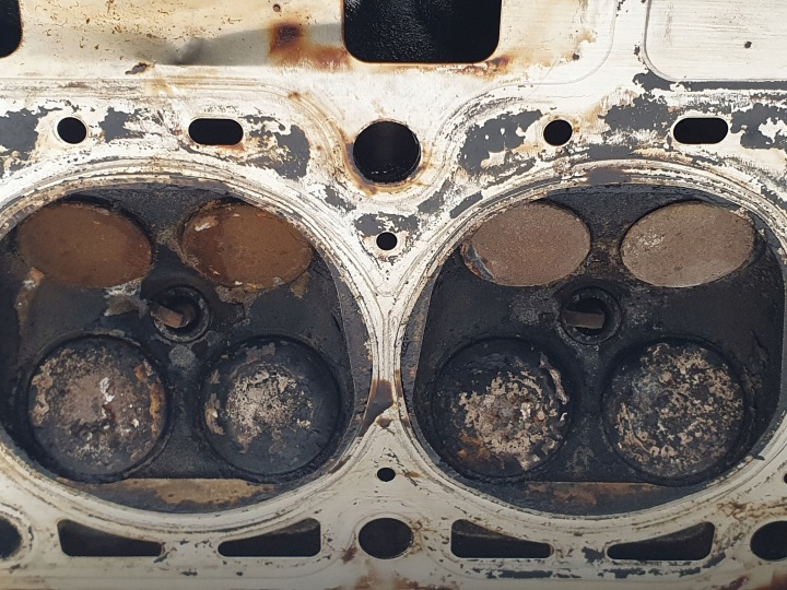фото №10, Головка цилиндров renault clio iii 1.2 16v 8200308854