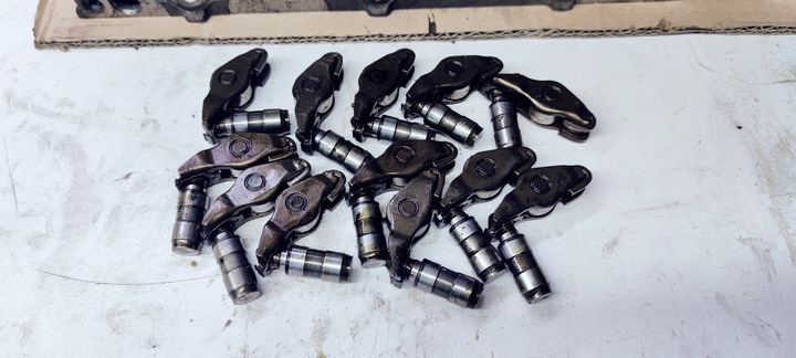 фото №10, Головка ліва audi a4 b7 a6 c6 3.2 fsi 06e103373e