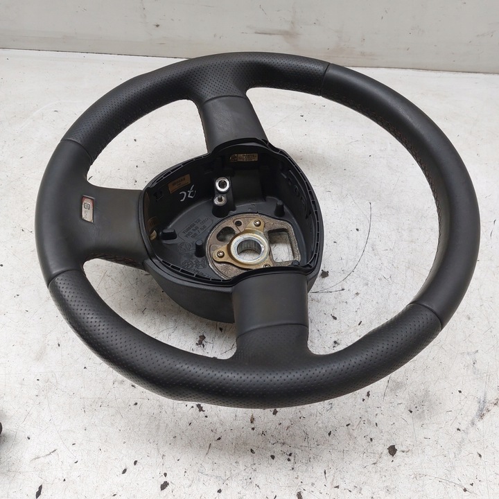 фото №8, Audi a3 8p s line руль кожаный 8p0419091 8p0419091cs 8p0419689a